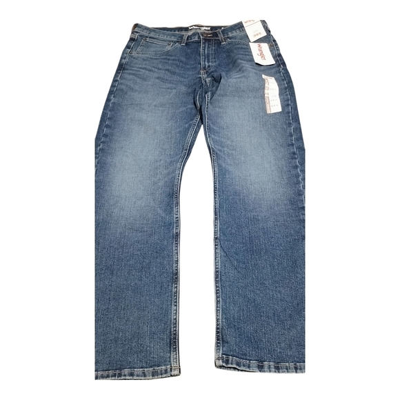 NWT Wrangler Men's Blue Jeans Regular Fit Straight Leg 36x29 - Picture 1 of 4